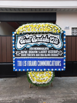 Papan Bunga Duka di Mawali